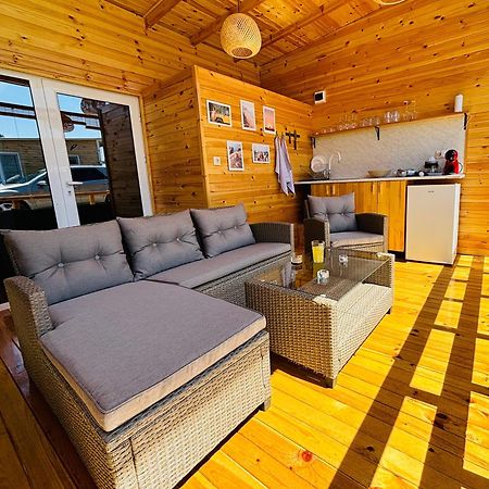 Cozyhut Бунгало Под Наем Τσερνομόρετς Εξωτερικό φωτογραφία