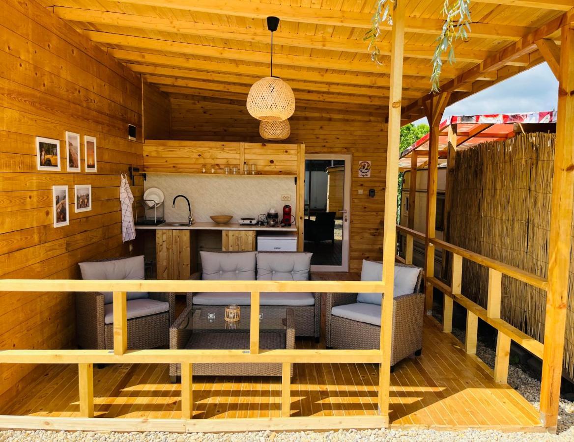 Cozyhut Бунгало Под Наем Τσερνομόρετς Εξωτερικό φωτογραφία